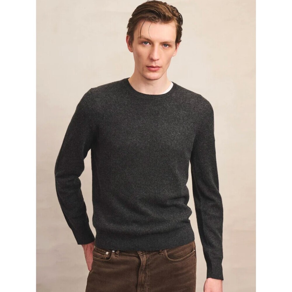 Naadam The Original Cashmere Sweater in Smoke Gray Men's Large